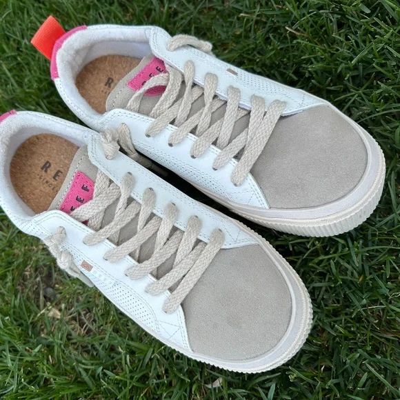 REEF Lay Day Dawn Sneakers Orange Crush - Picture 1 of 3